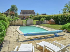 Отель Quietly situated farm house with private heated pool  Сен-Медар-Д'экссидёй